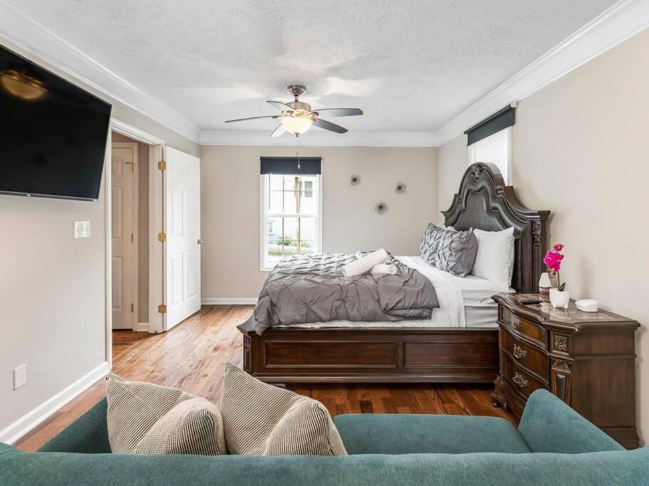 Gorgeous East Village Home Near Downtown Sleeps 12 5 Bedrooms Coffee Bbq Ac Parking Атланта Экстерьер фото